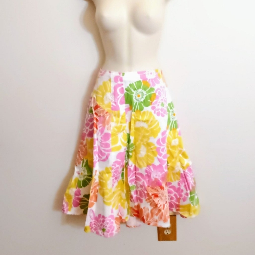 Sunny Taylor floral beautiful skirt